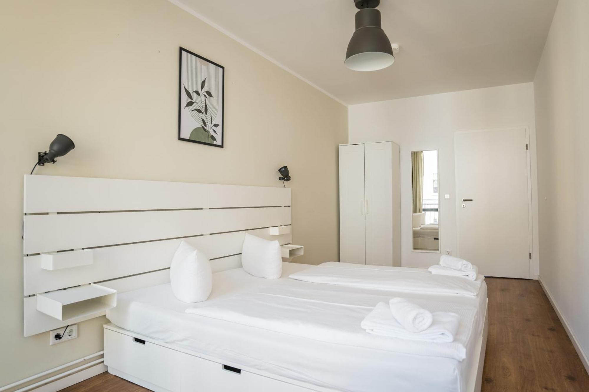 Fantastic 2 Bedroom Apartment ベルリン エクステリア 写真